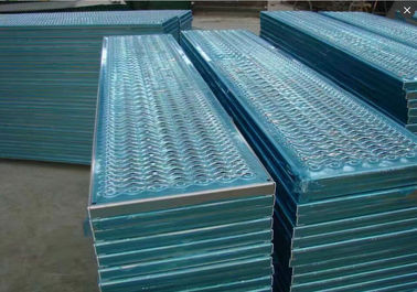 China Perforated Non Skid Metal Plate For Platform , Metal Floor Plate Stairs Slip Resistant supplier