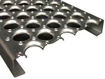 China Aluminum Perforated Metal Sheet Perf O Grip Safety Grip Strut Grating Floor supplier