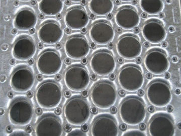China American Perf O Grip Grating , Galvanized Perforated Walkway Grating supplier