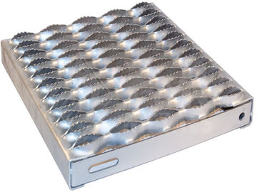 Safety Anti Skid Metal Plate Grating , Durable Slip Resistant Steel Plate supplier