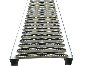 Safety Anti Skid Metal Plate Grating , Durable Slip Resistant Steel Plate supplier